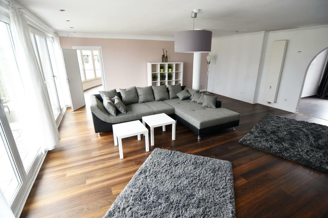 Apartamento Dorya Am Ring Colonia Exterior foto