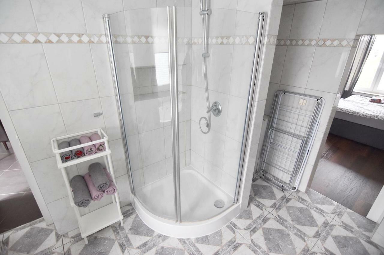 Apartamento Dorya Am Ring Colonia Exterior foto